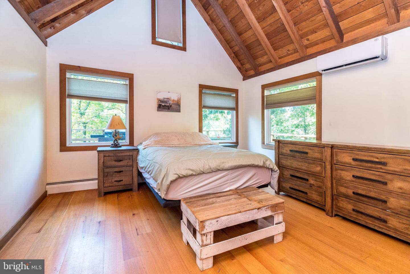 1655 Mill Road W photo 22
