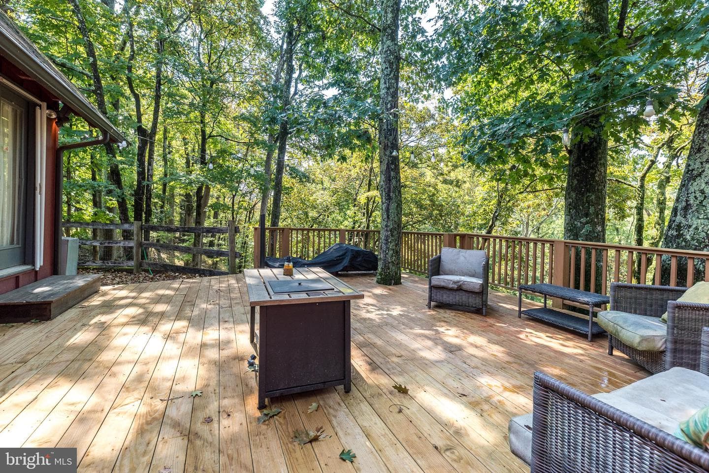 1655 Mill Road W photo 27