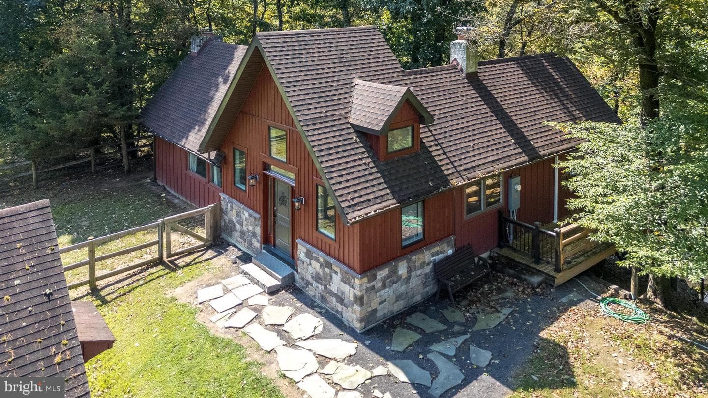 1655 Mill Road W photo 3