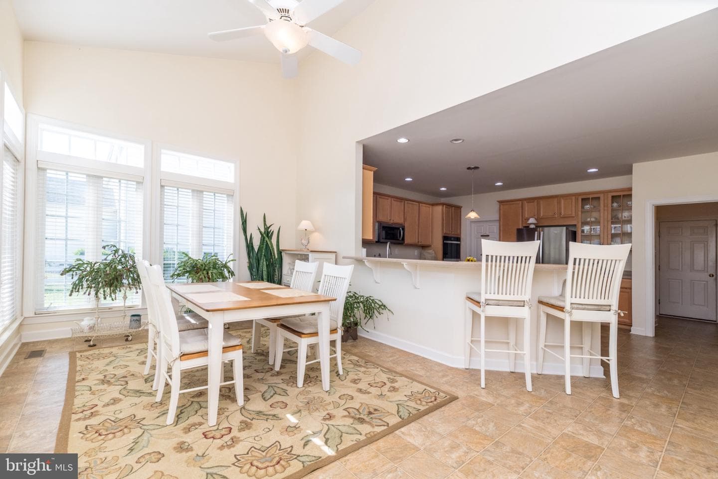 1813 Sycamore Drive photo 21