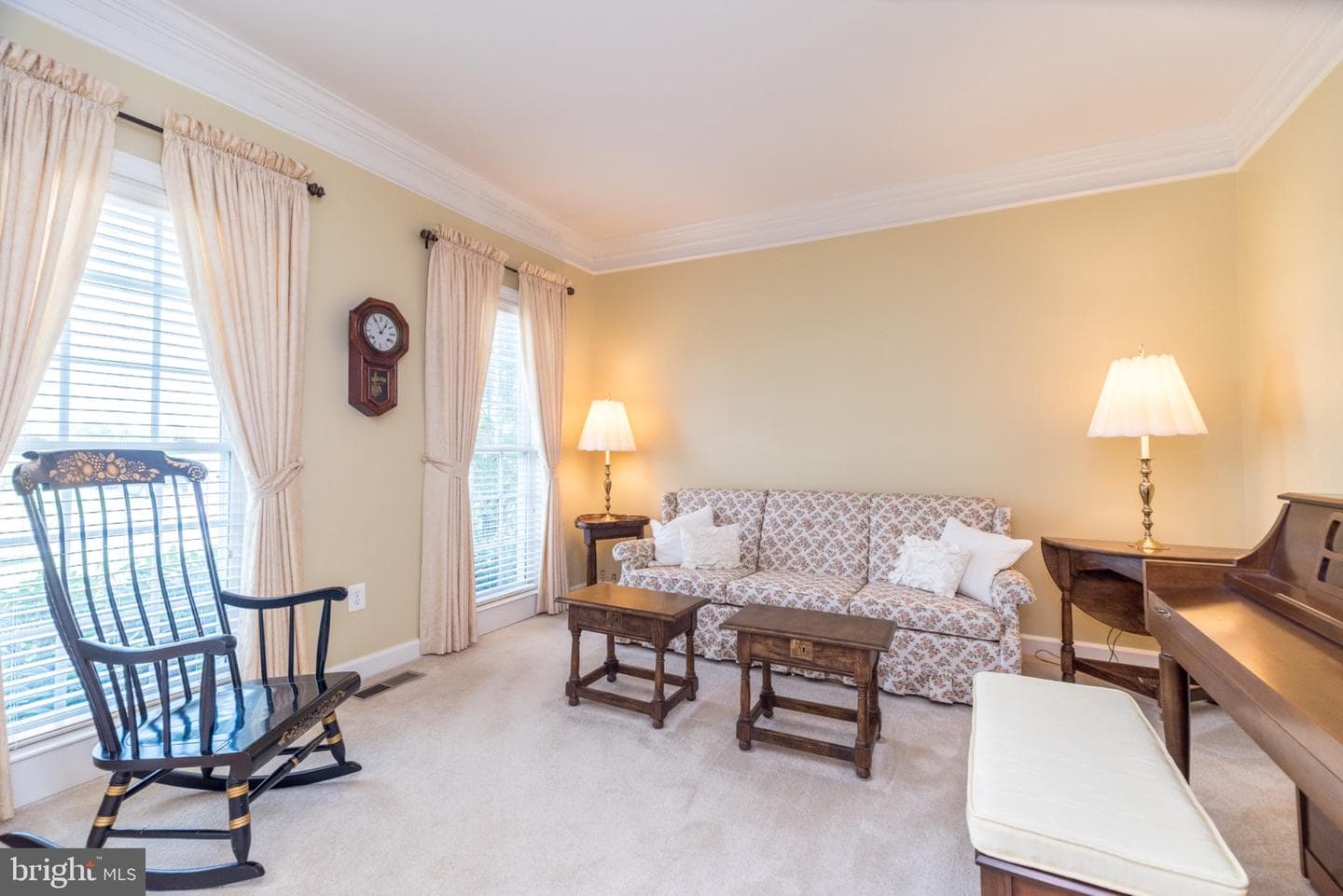 1813 Sycamore Drive photo 27
