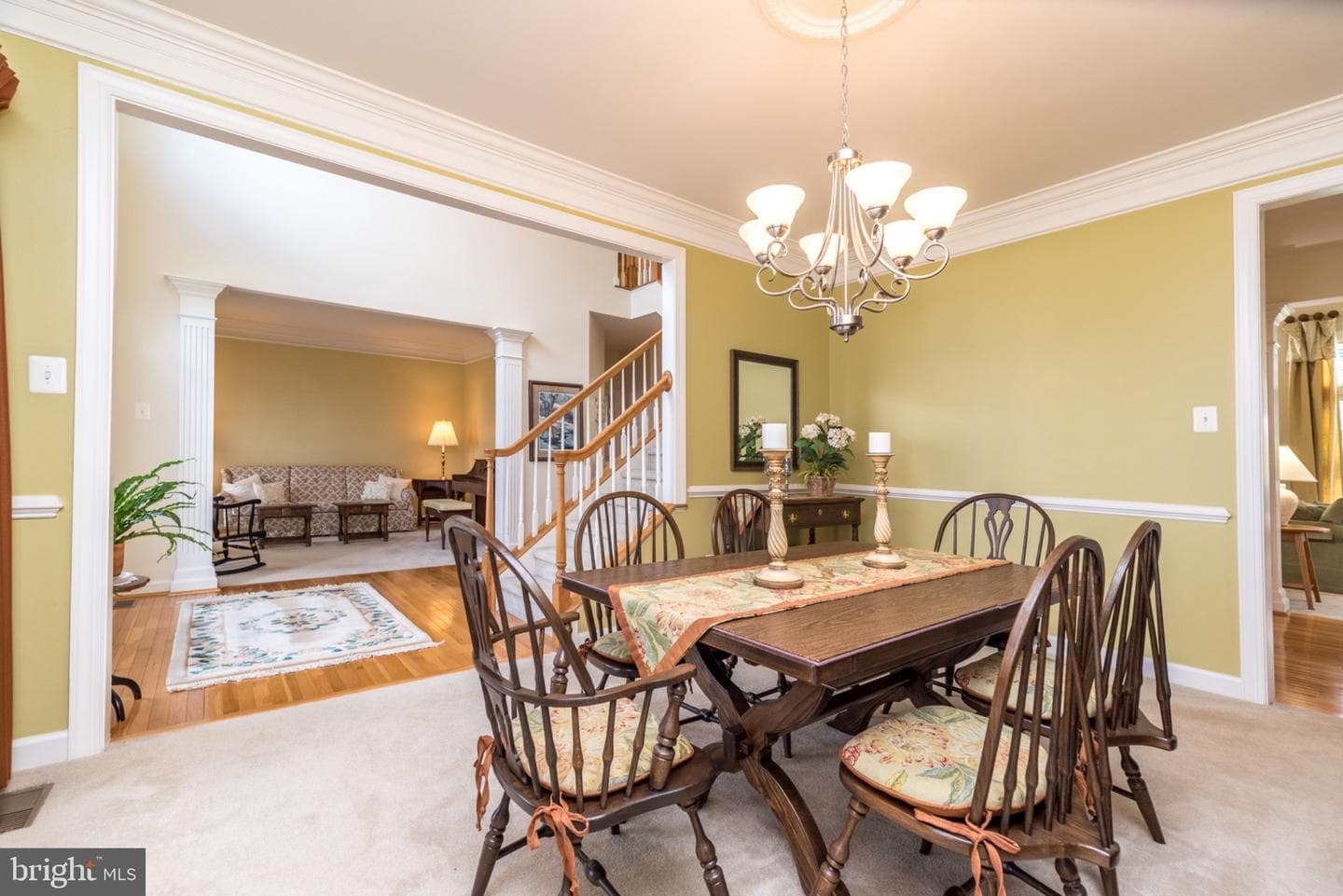 1813 Sycamore Drive photo 32