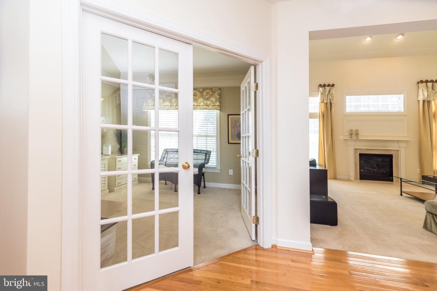 1813 Sycamore Drive photo 33