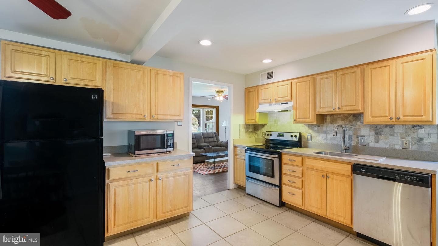 1031 Willopenn Drive photo 15