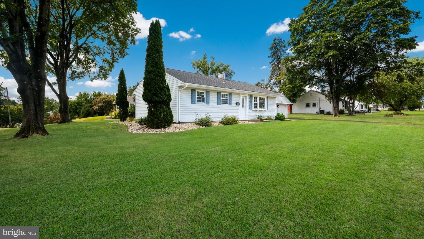1031 Willopenn Drive photo 4