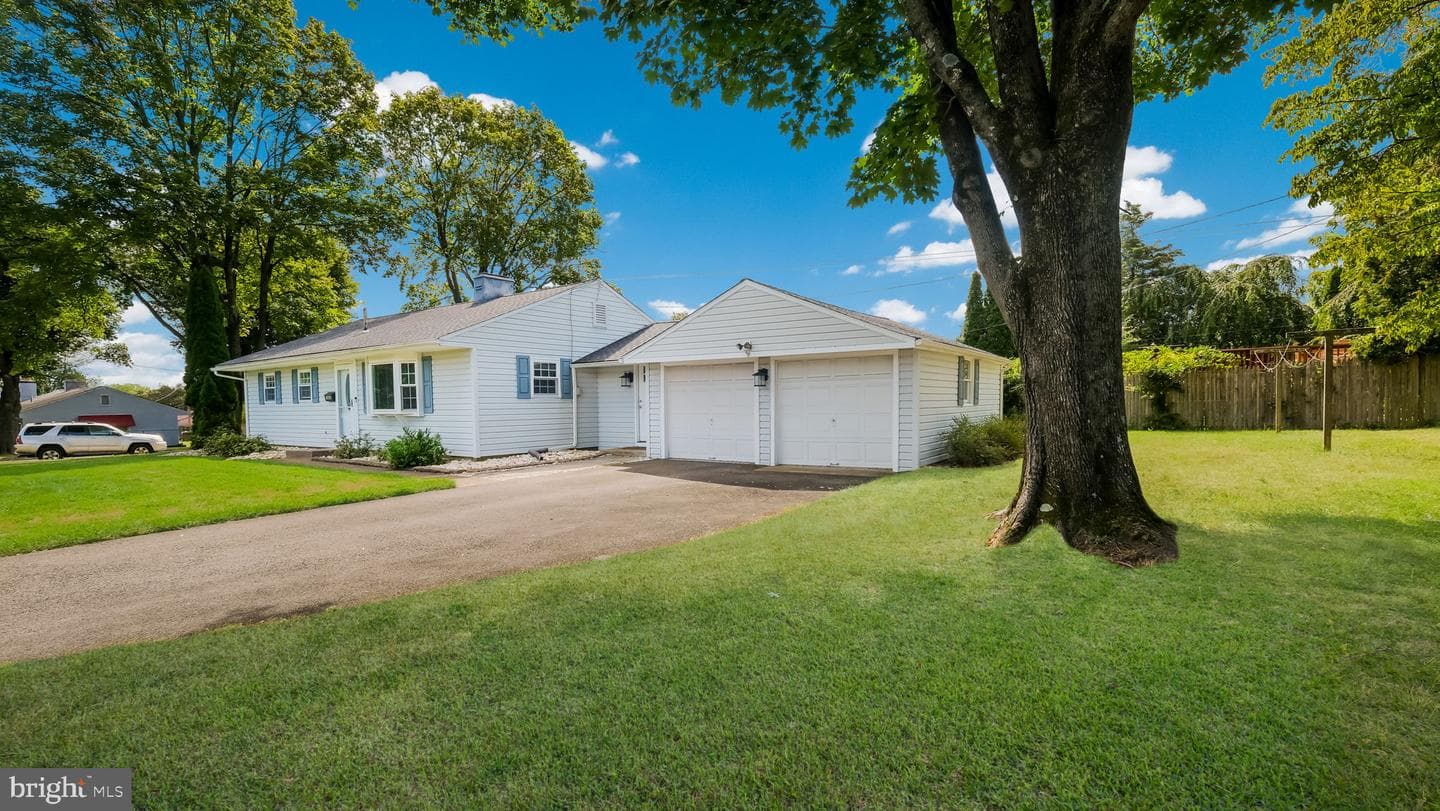 1031 Willopenn Drive photo 5