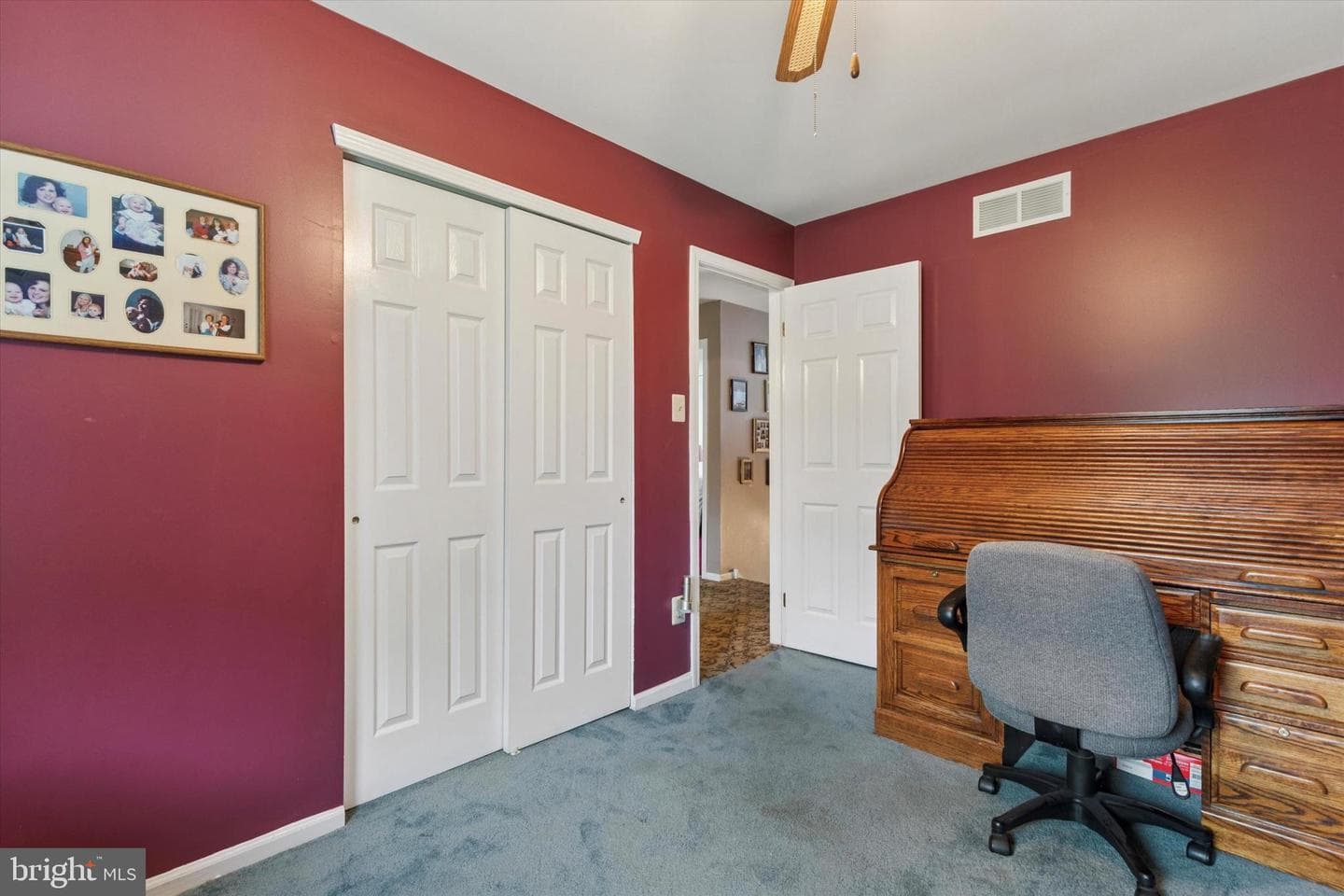 689 Pickering Road photo 27