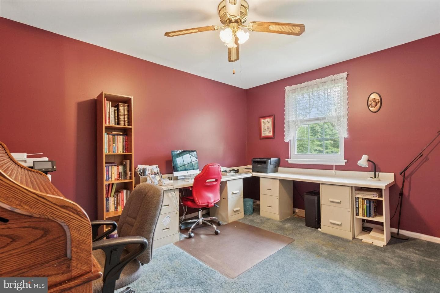 689 Pickering Road photo 28