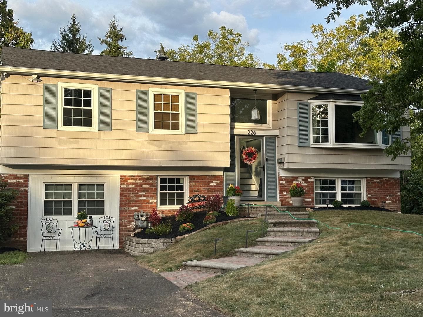 226 Meadow Drive photo 3