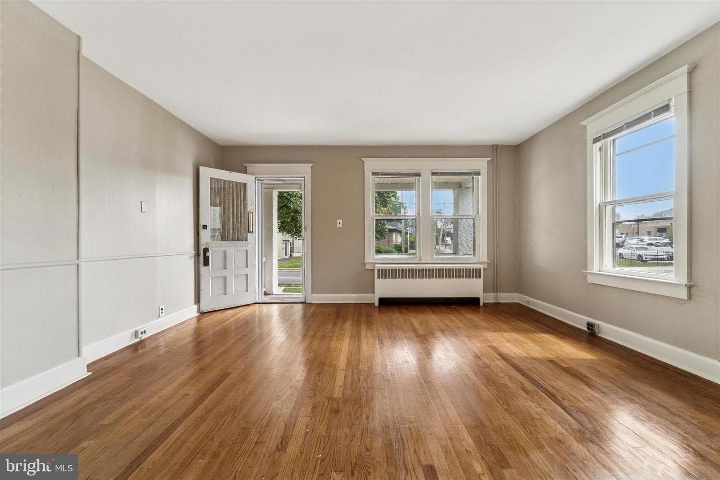 160 Bellevue Avenue photo 4