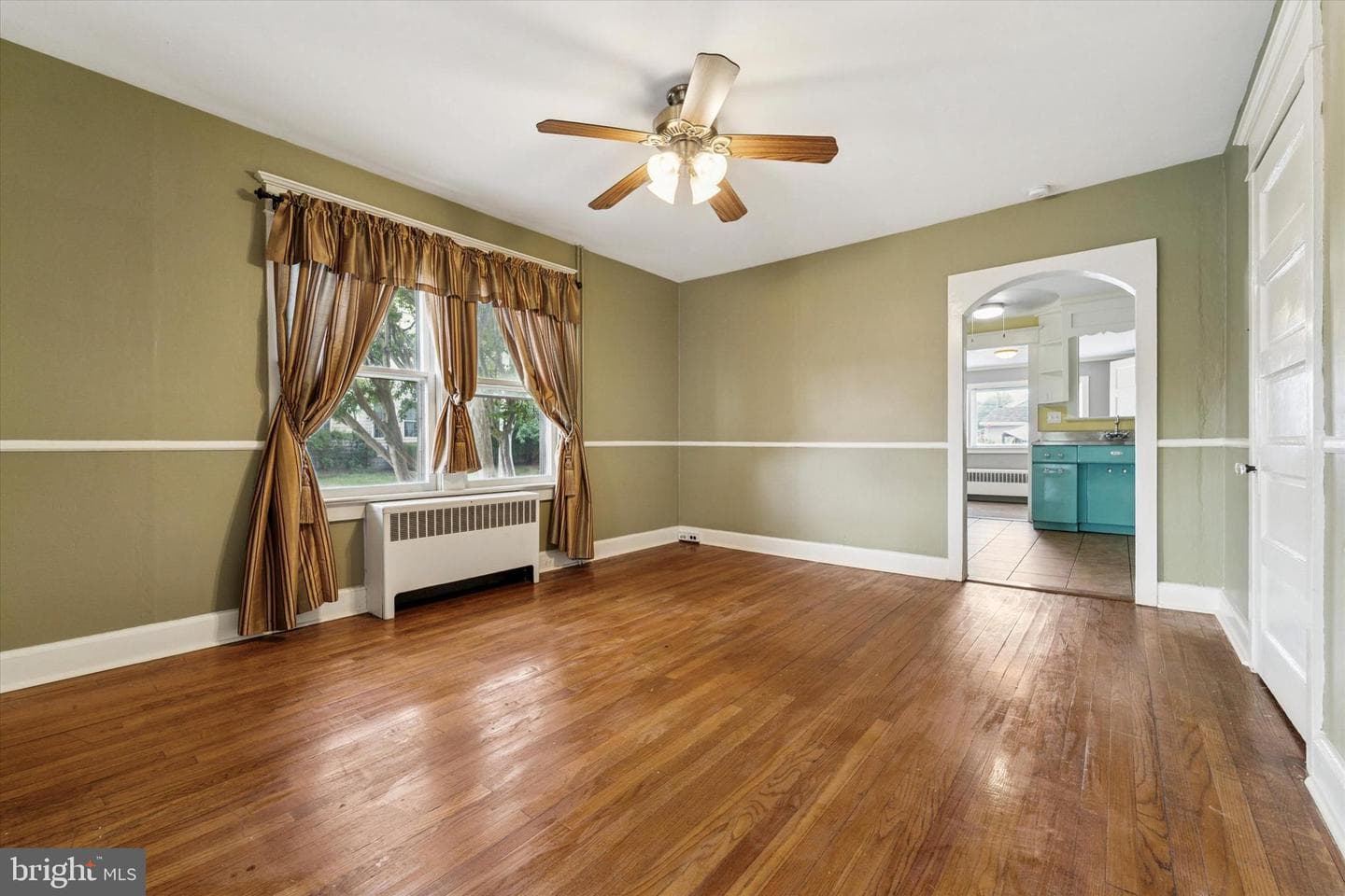 160 Bellevue Avenue photo 7