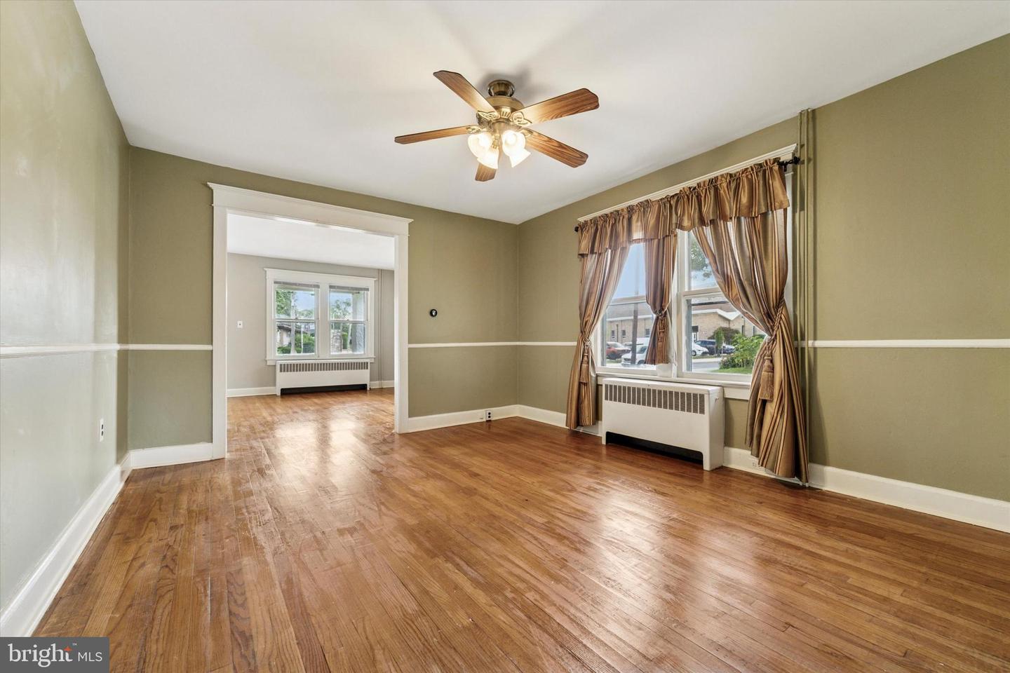 160 Bellevue Avenue photo 8