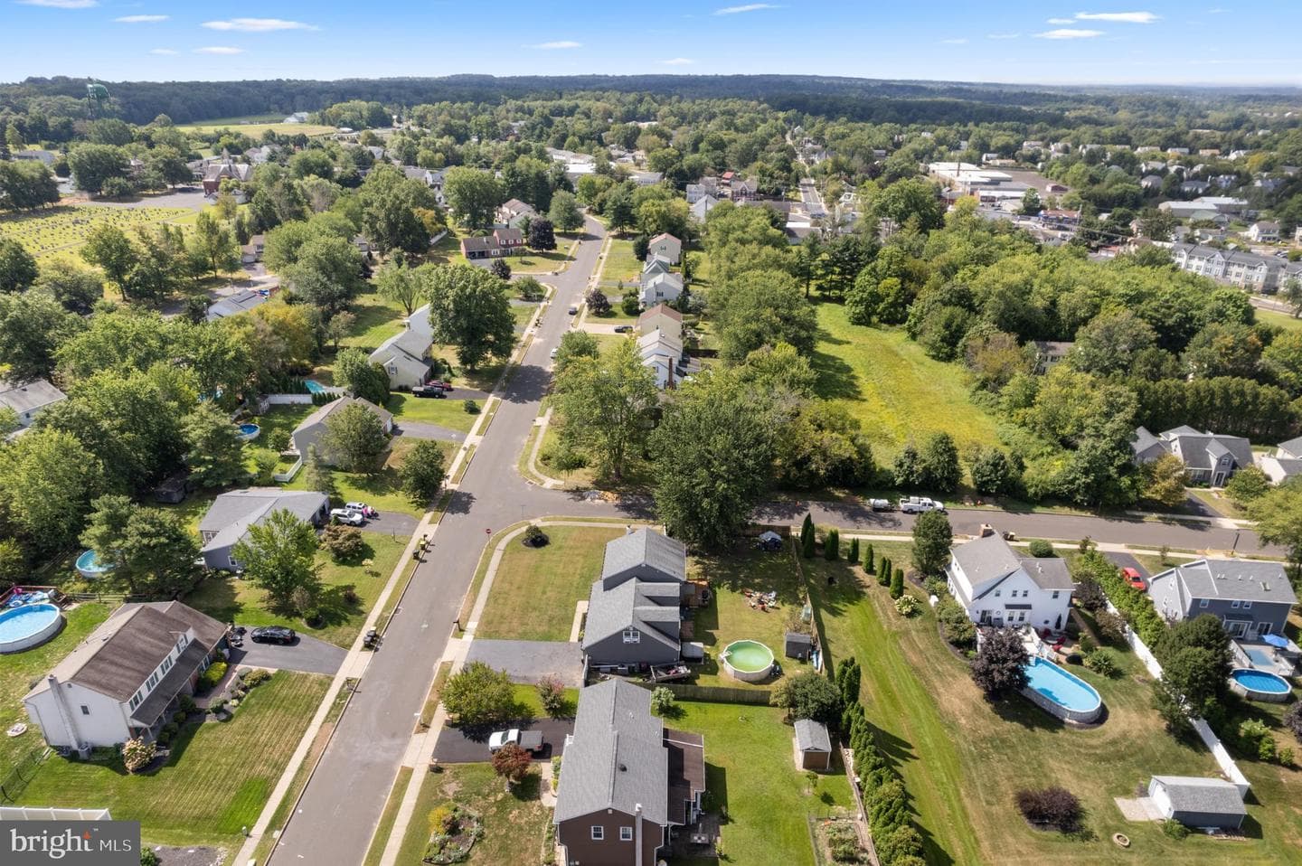 116 Village Green Lane photo 37