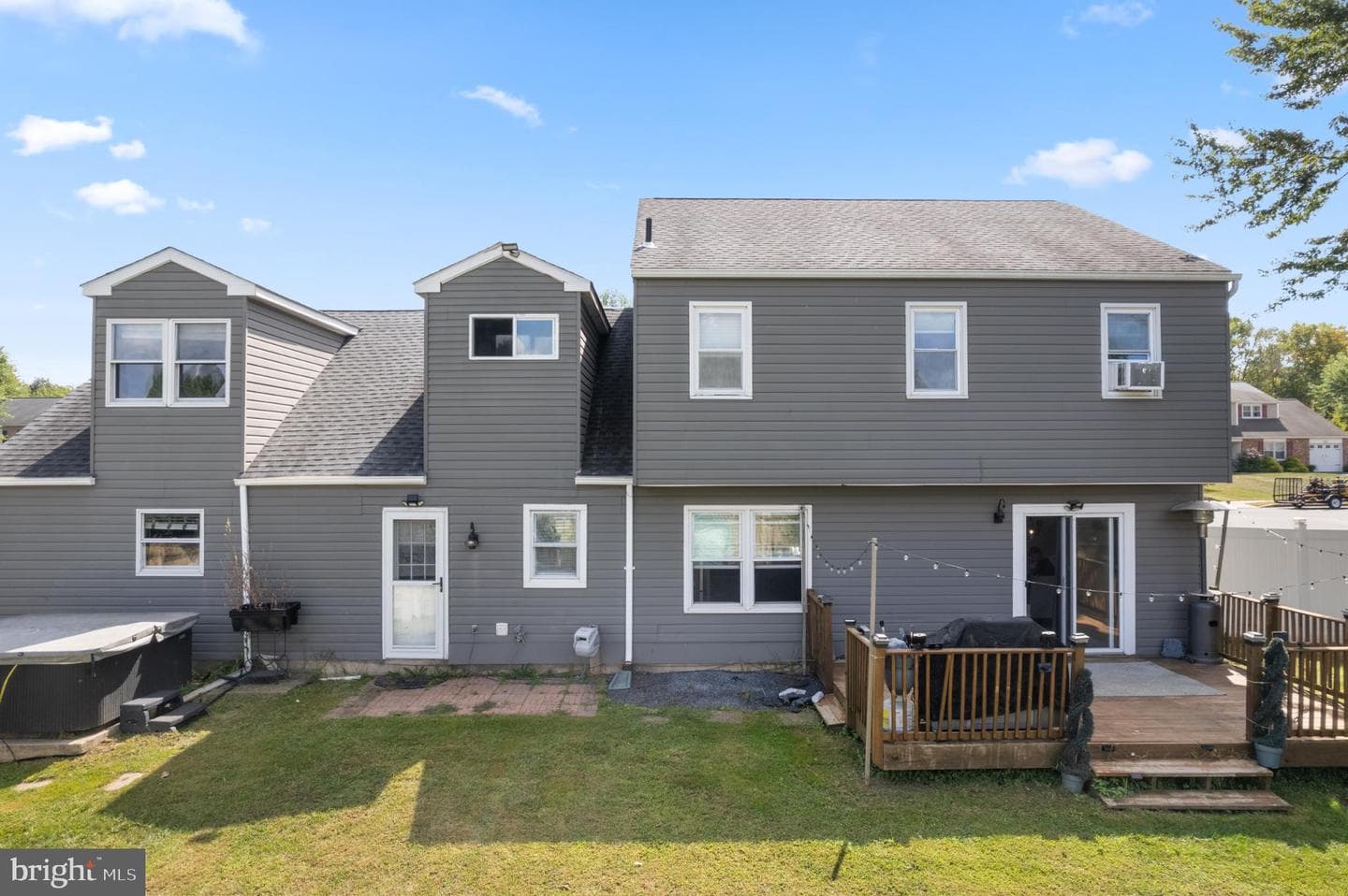 116 Village Green Lane photo 39