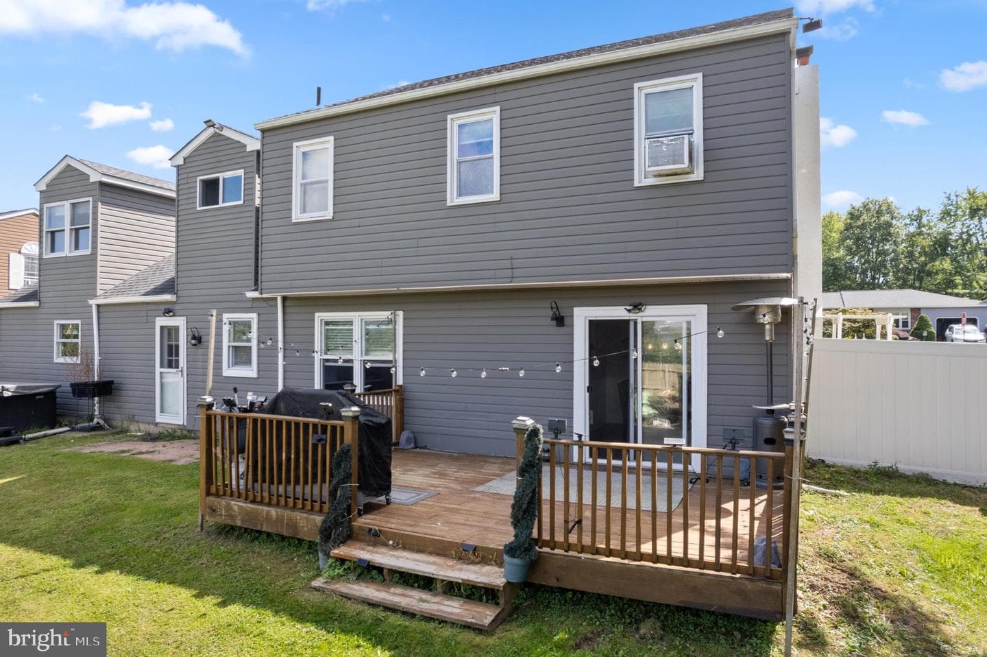 116 Village Green Lane photo 41
