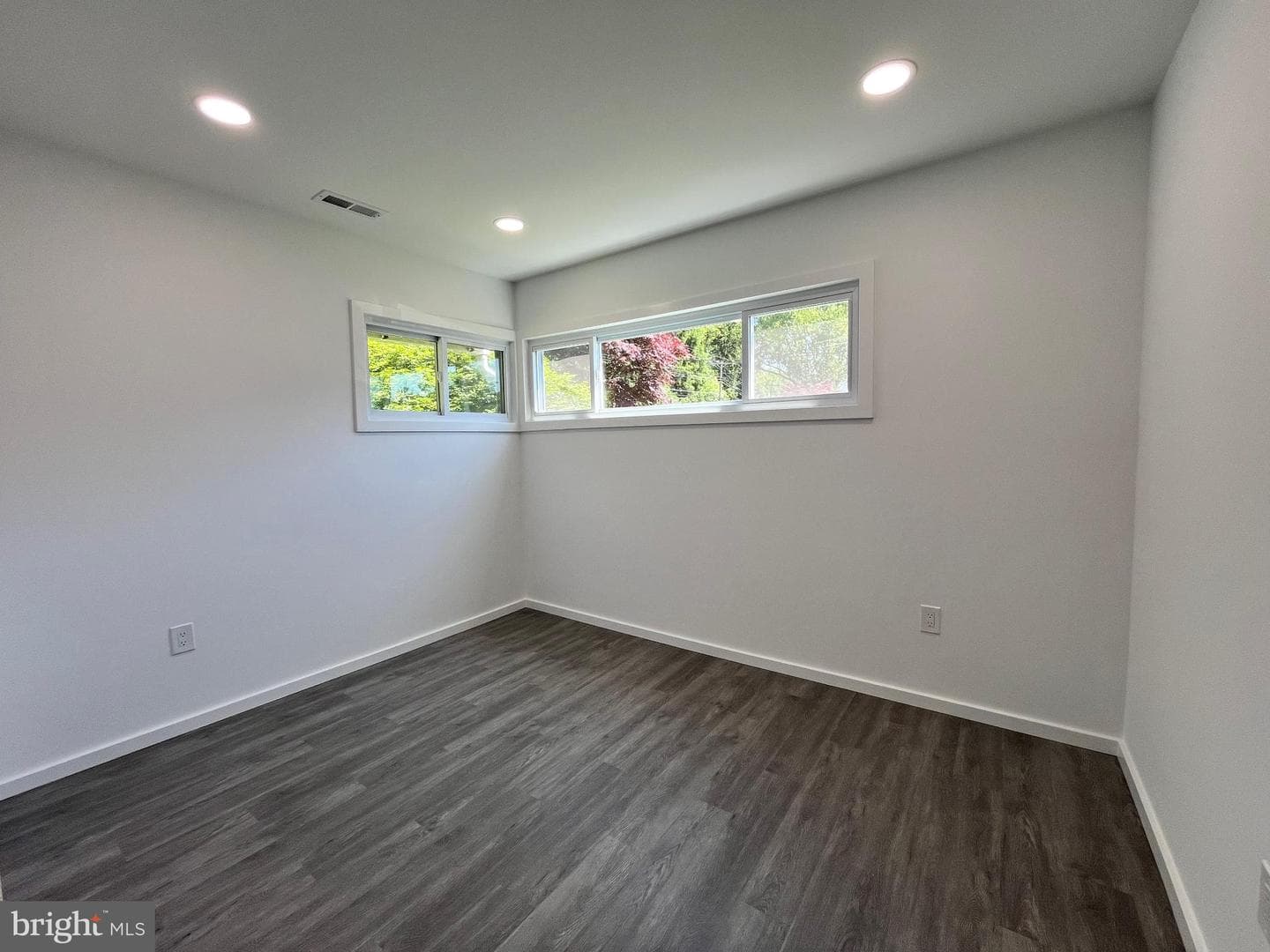52 Kenwood Drive N #N photo 13