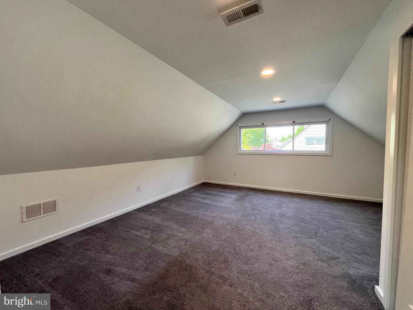 52 Kenwood Drive N #N photo 15