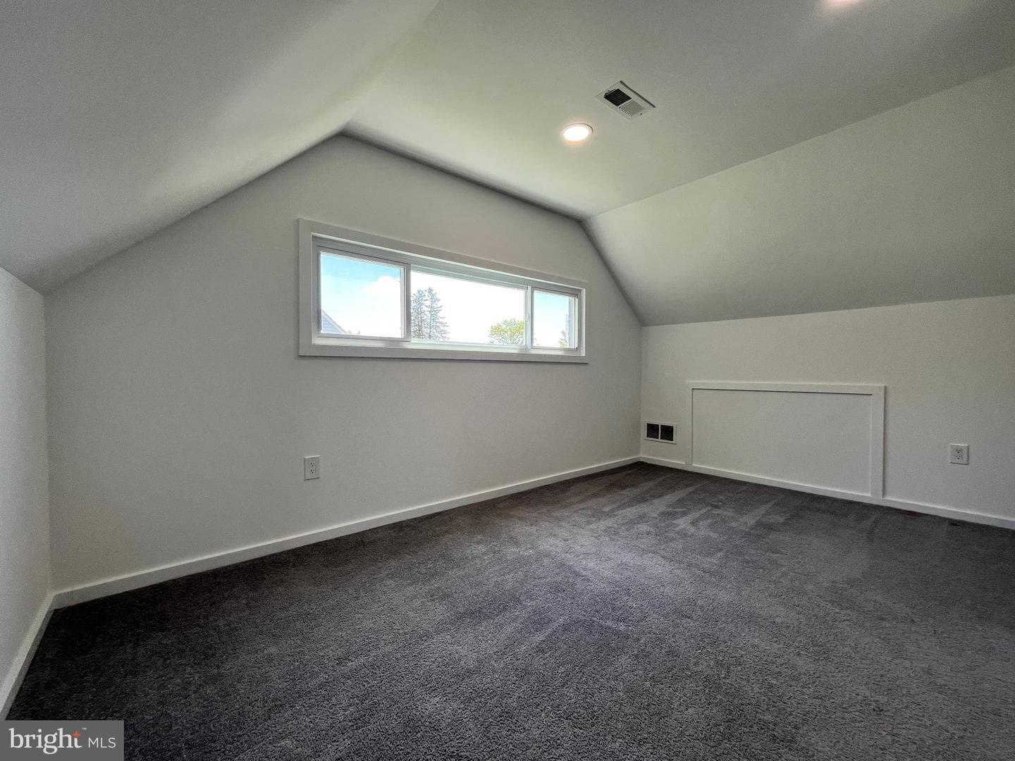 52 Kenwood Drive N #N photo 17