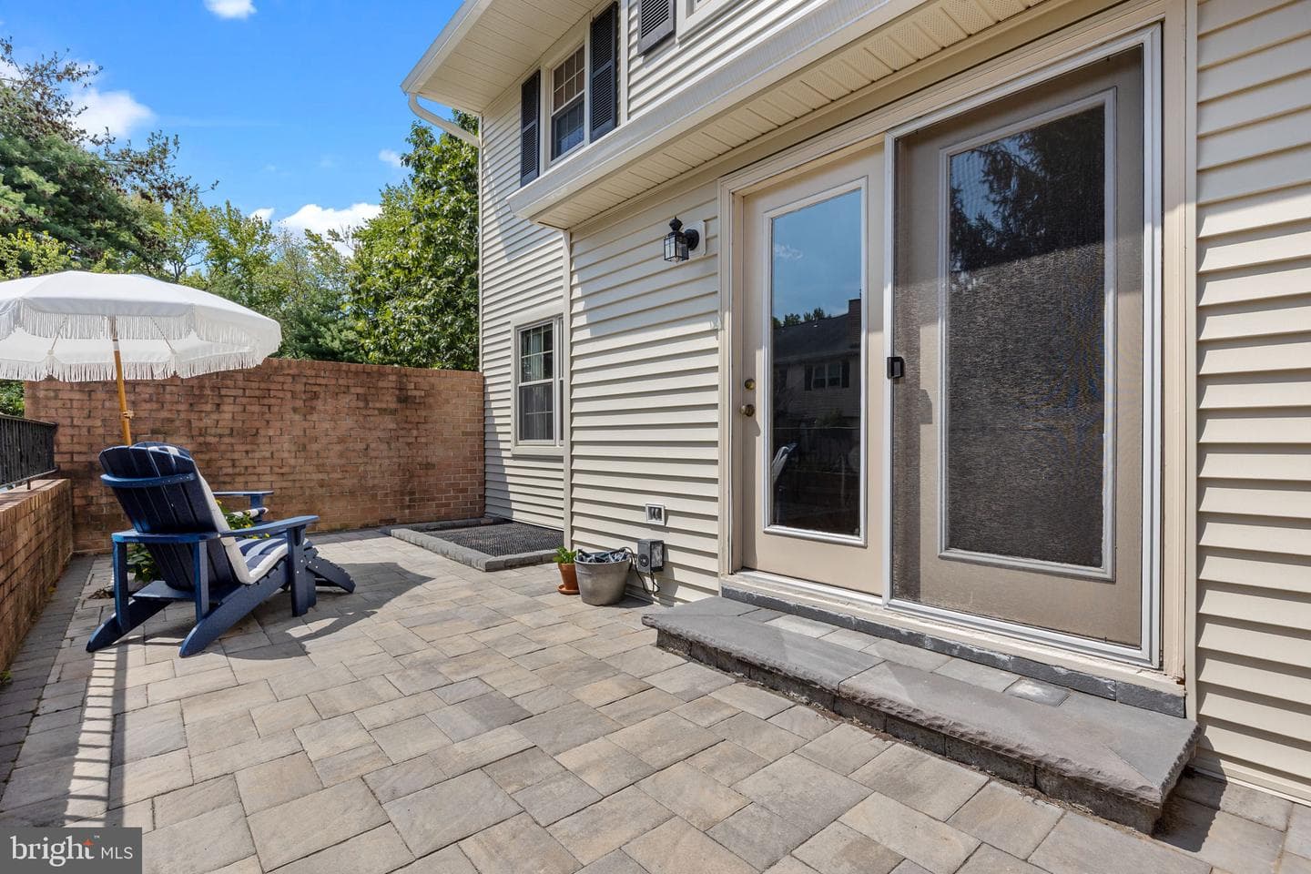 96 Sutphin Pines photo 38