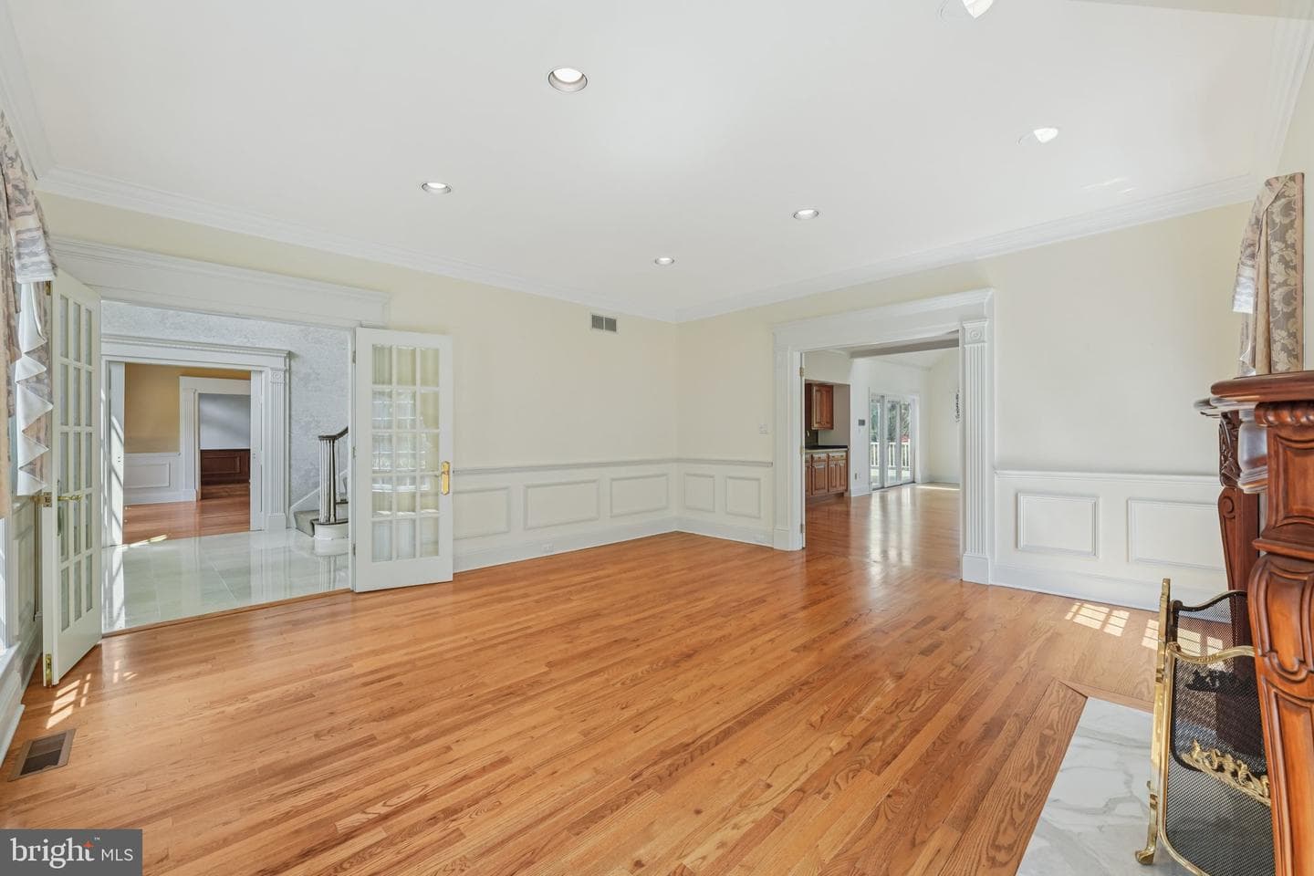 12 Paddock Drive photo 13