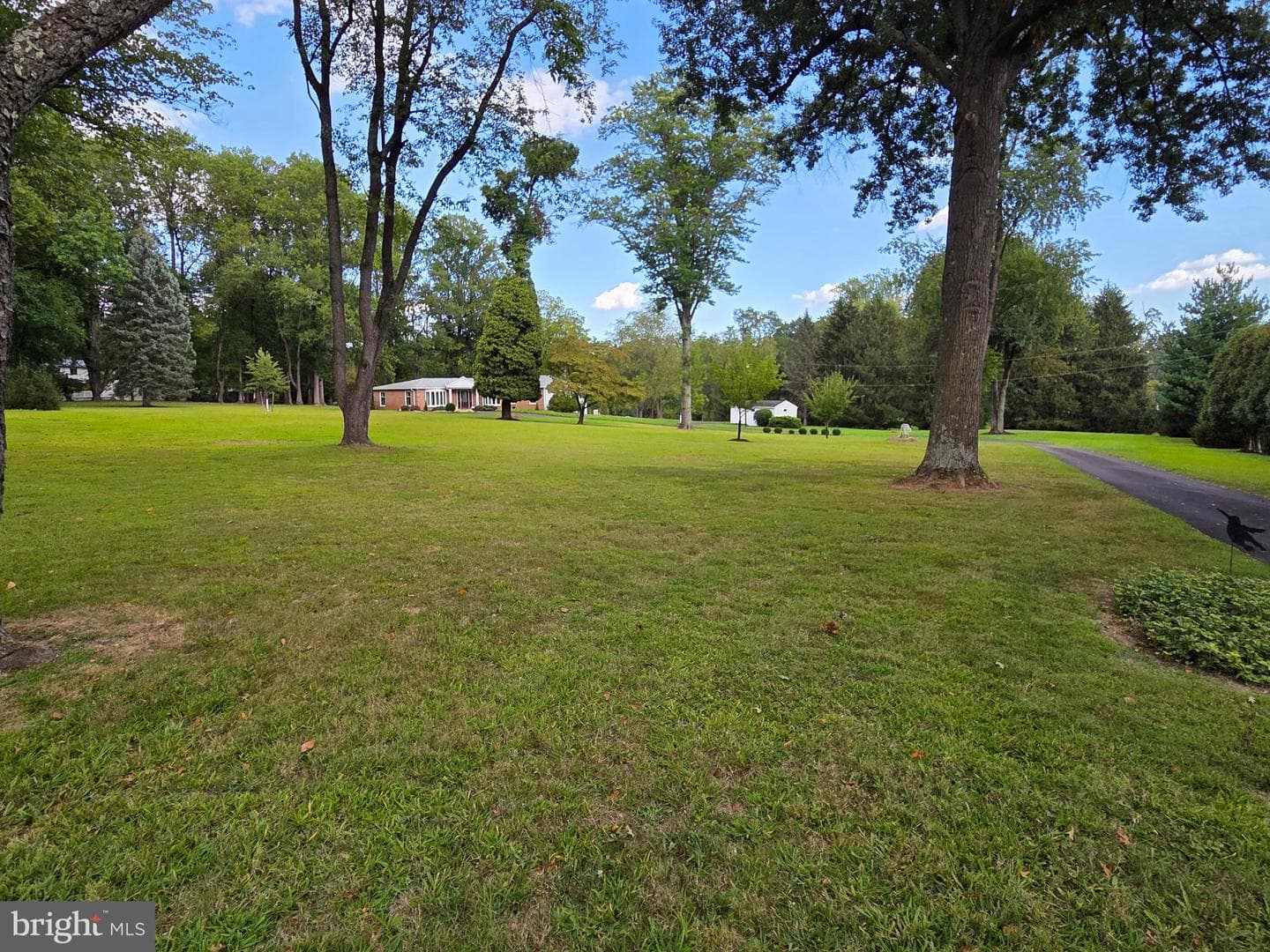 215 Gravel Hill Road photo 4