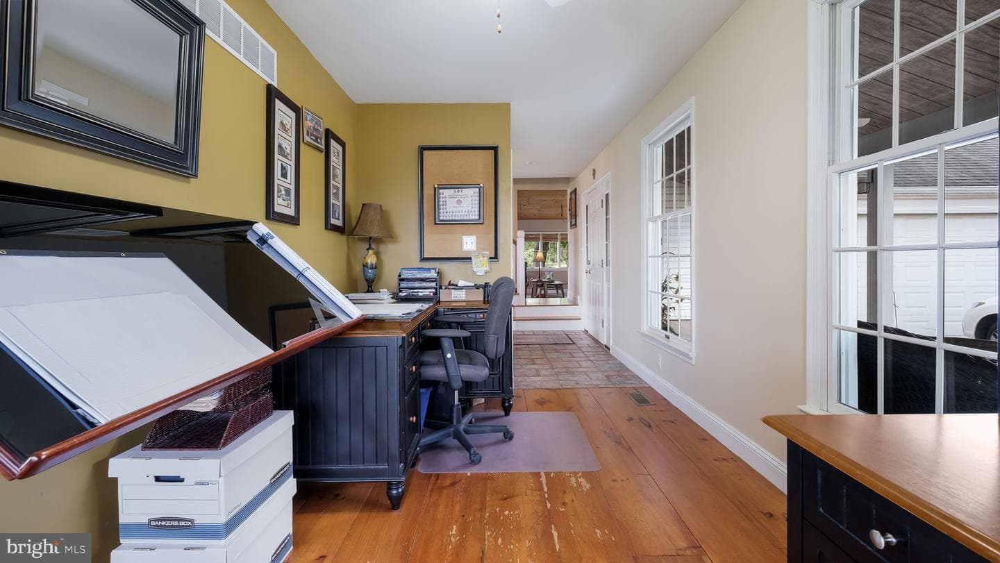 1701 Broad Street photo 21