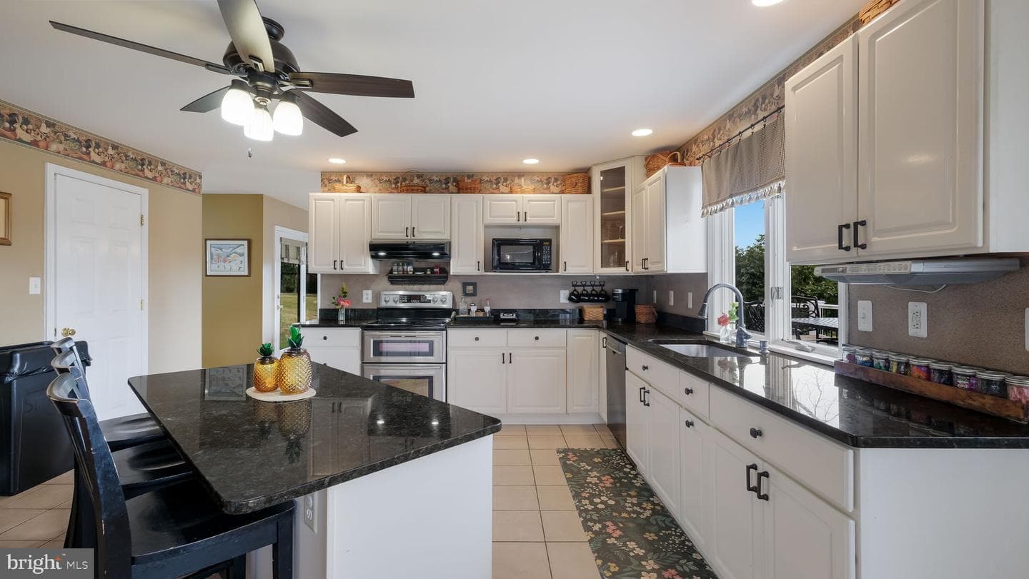 1701 Broad Street photo 27