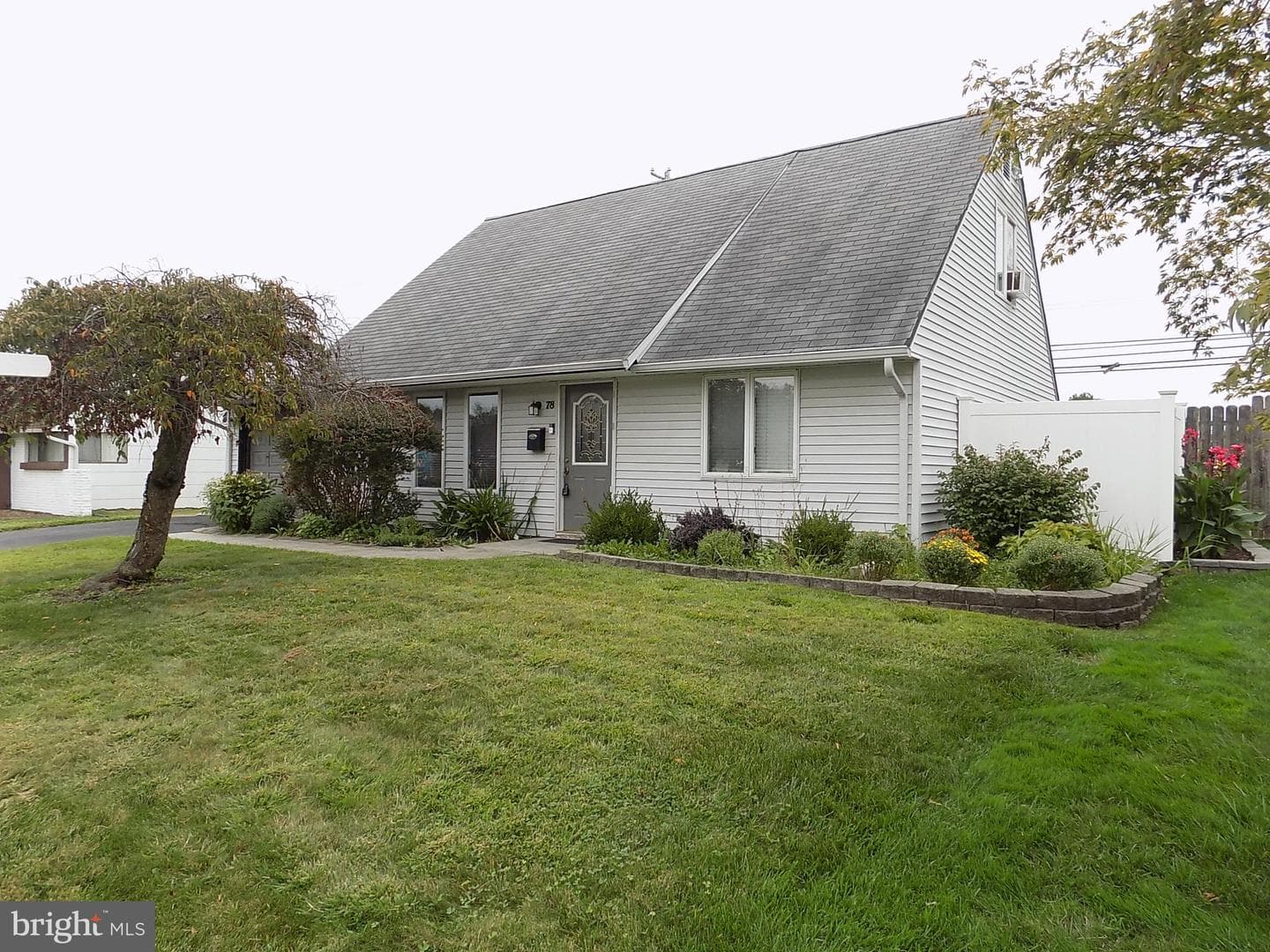 78 Harmony Road photo 3