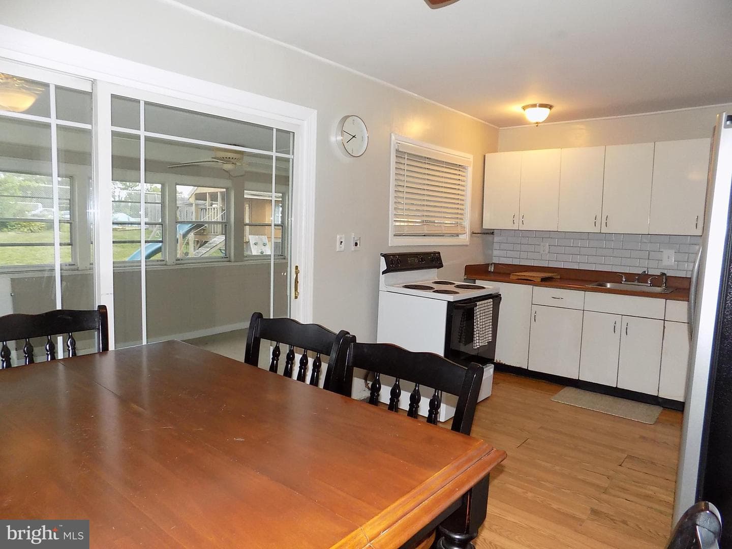 78 Harmony Road photo 8
