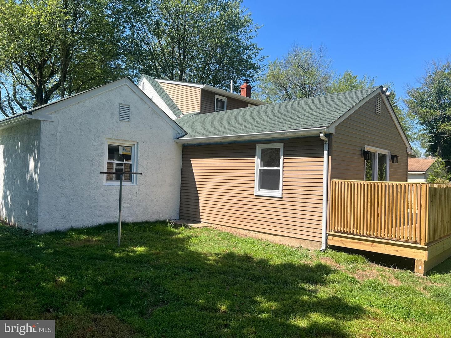 1081 Cherry Lane photo 4