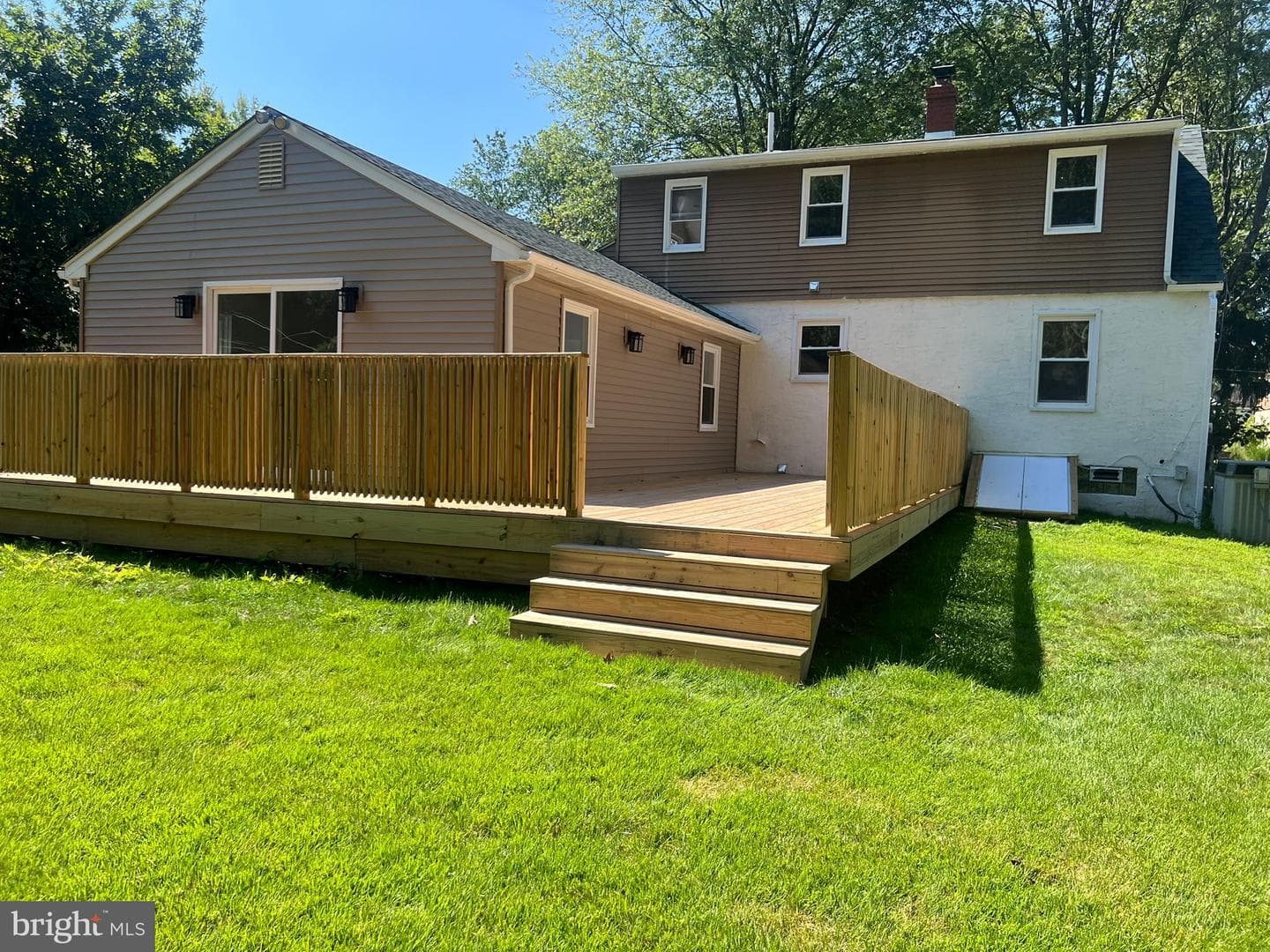 1081 Cherry Lane photo 6