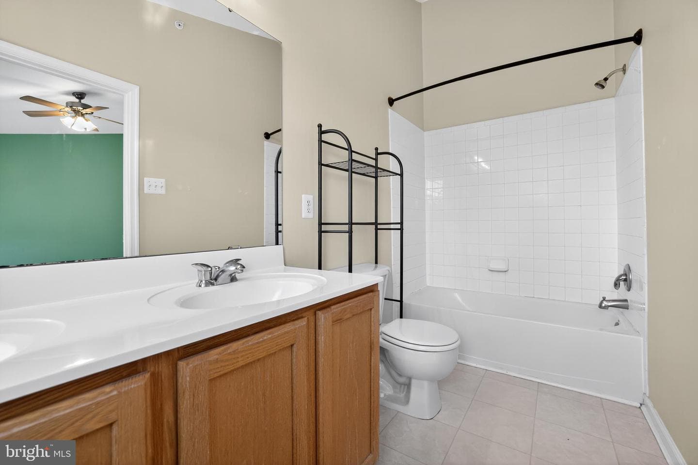 2526 Peachtree Drive photo 21