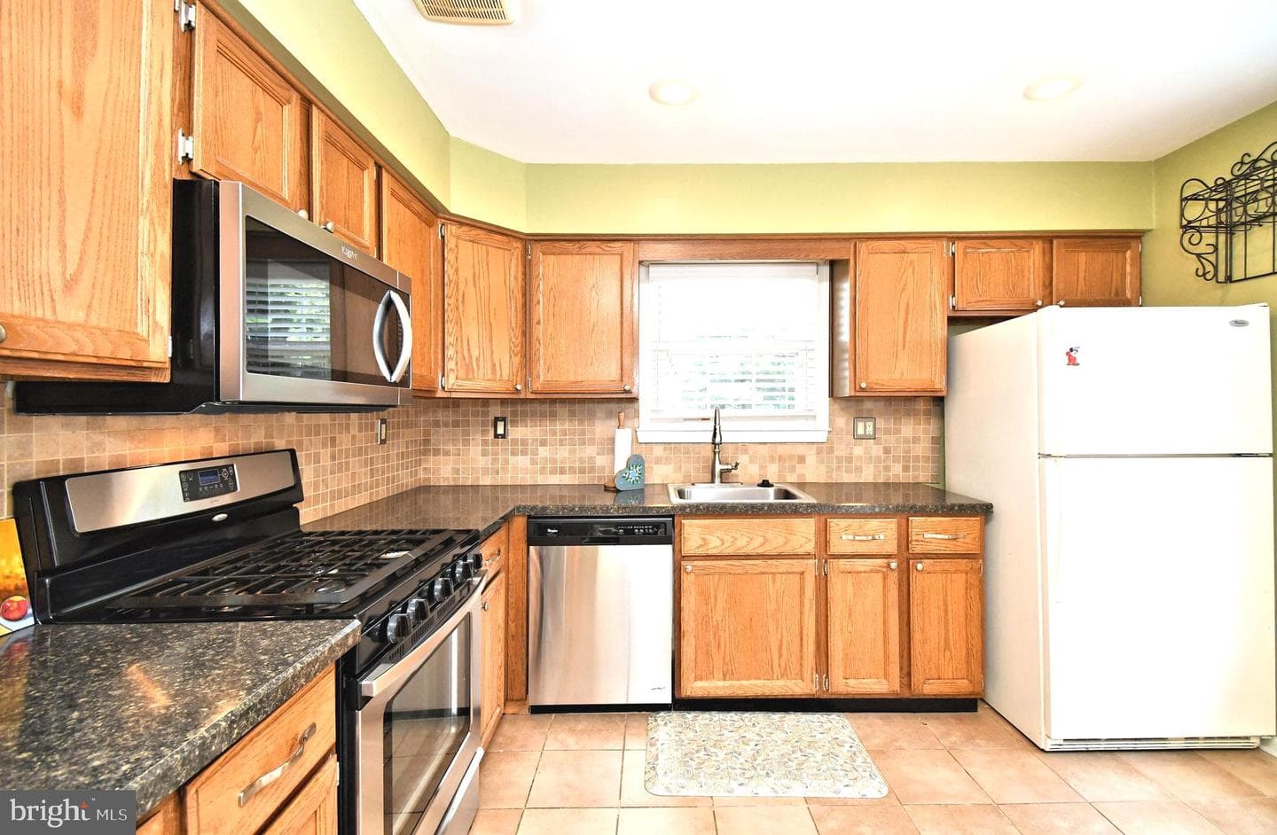 21 Violet Lane photo 7