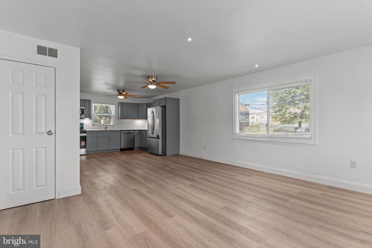 5731 Mitchell Road photo 13