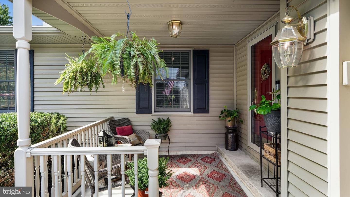 509 Clover Lane photo 3