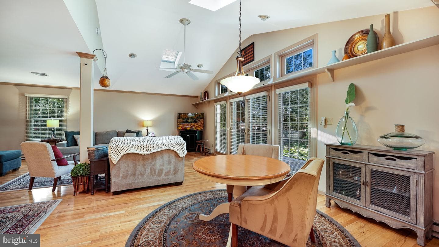 509 Clover Lane photo 7