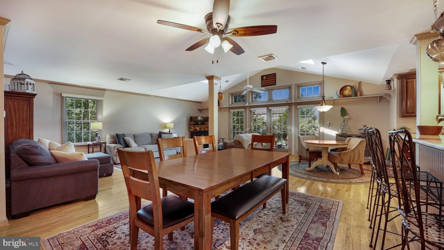 509 Clover Lane photo 9