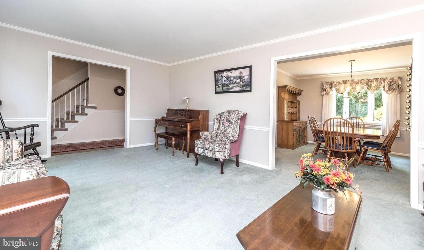 1208 Dickinson Drive photo 17