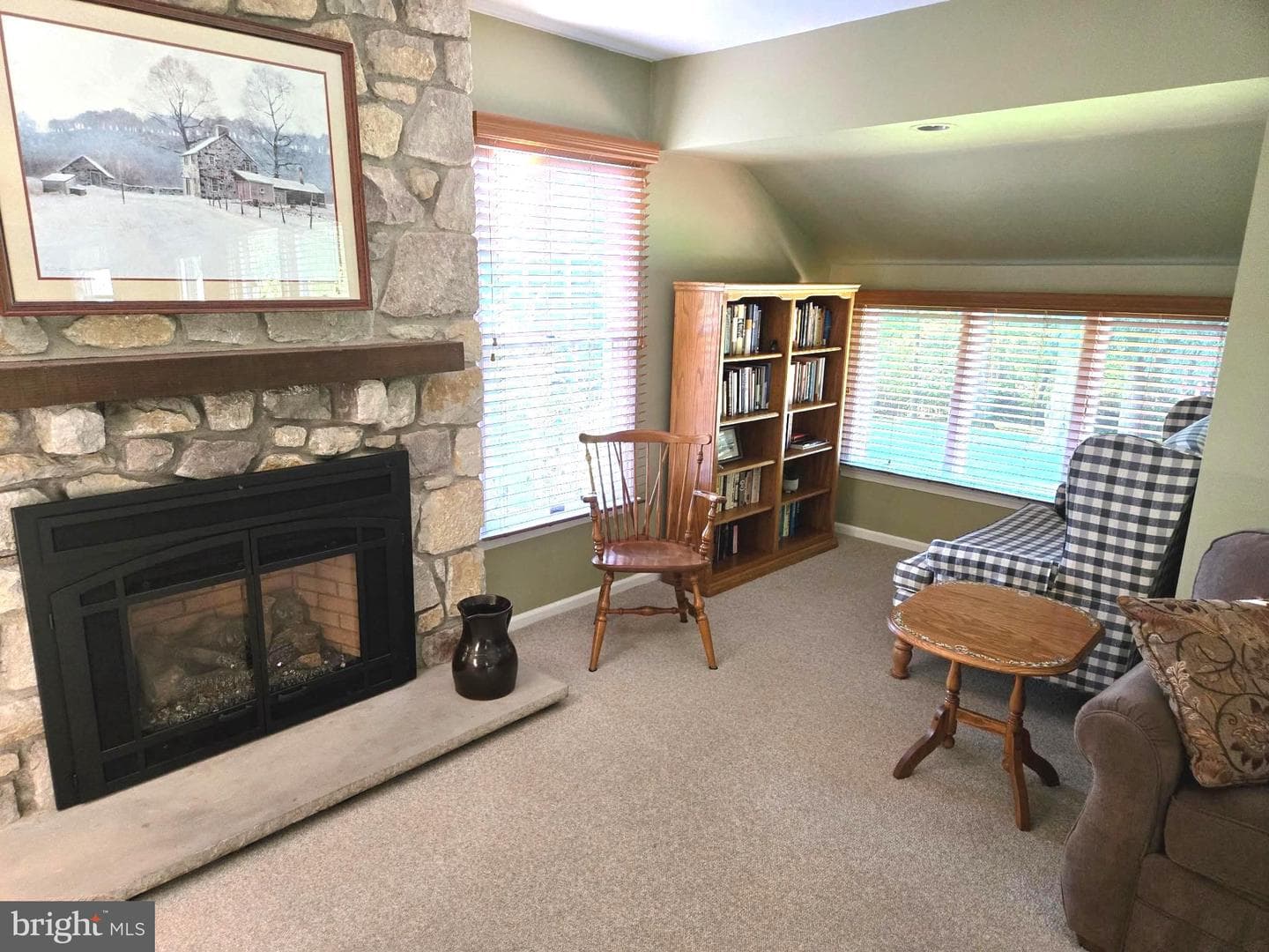 1208 Dickinson Drive photo 8