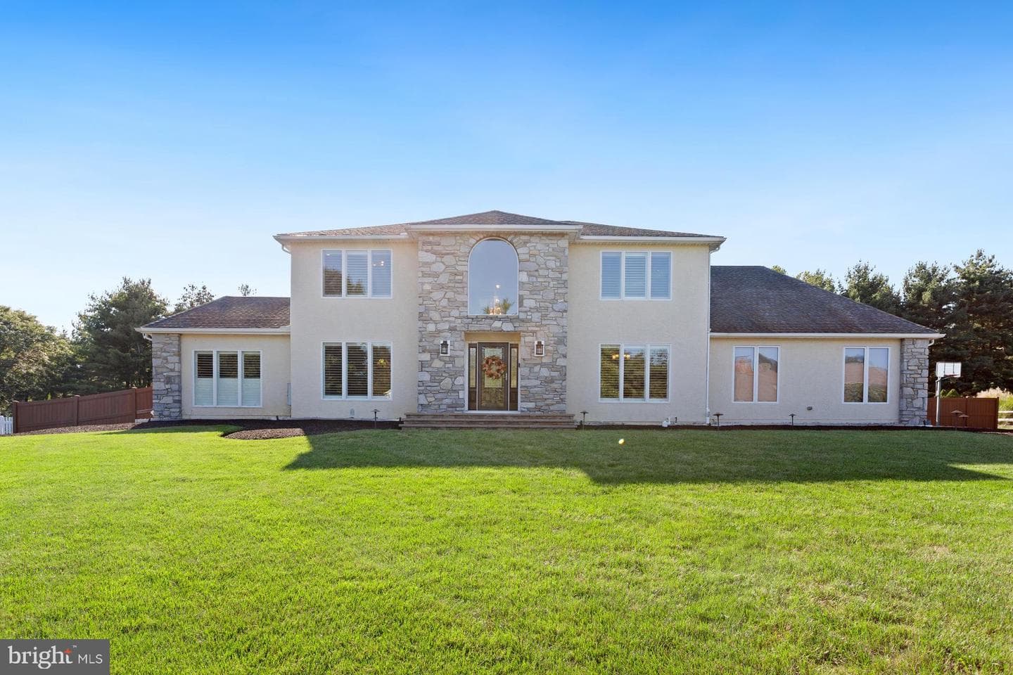 38 Bryan Drive photo 2
