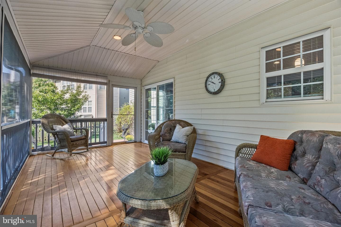 527 Clydesdale Drive photo 36