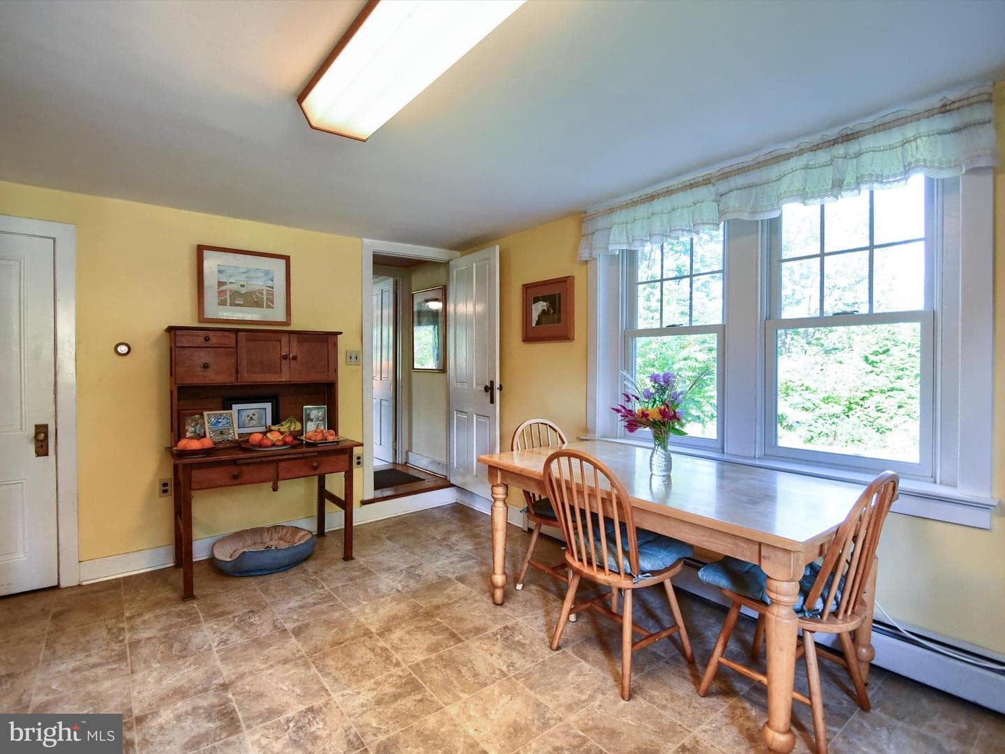 530 Upper Church Road photo 18