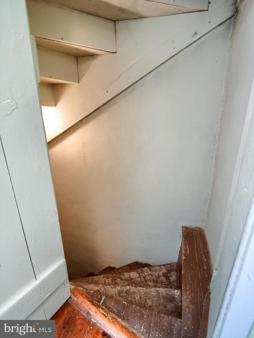 530 Upper Church Road photo 31