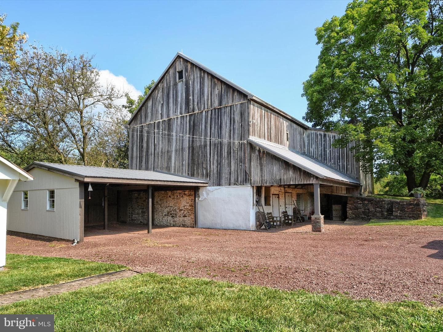 530 Upper Church Road photo 40