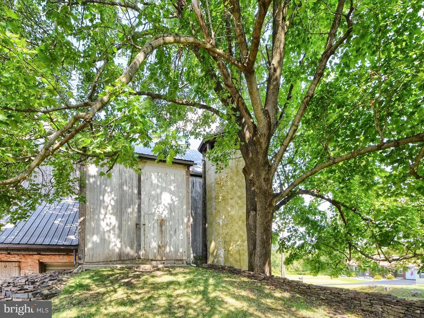 530 Upper Church Road photo 48