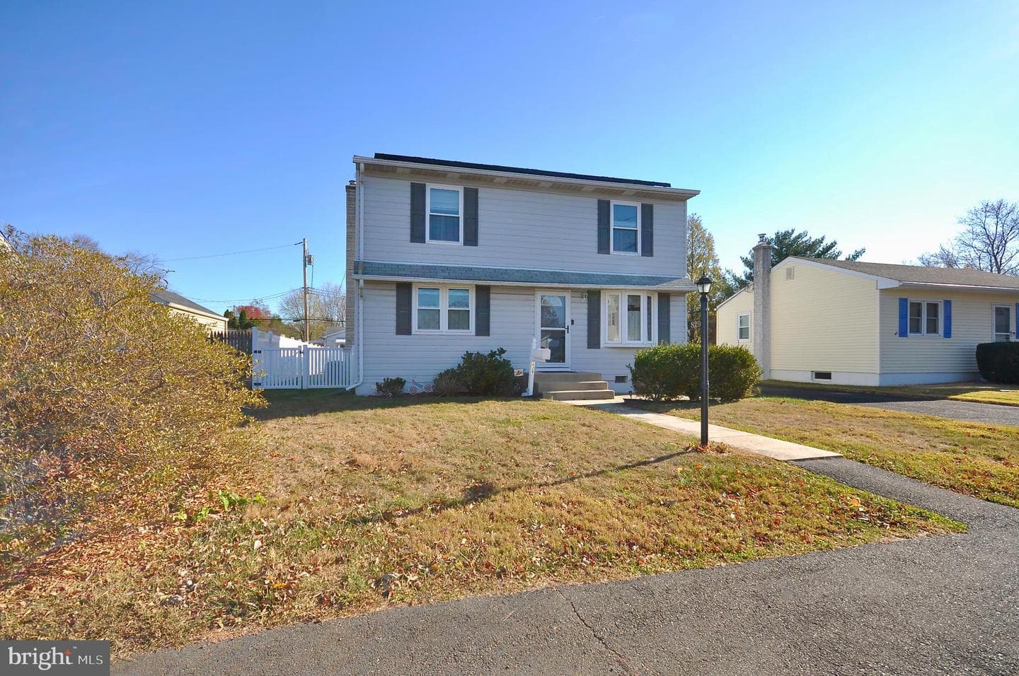 829 Harris Ave photo 3