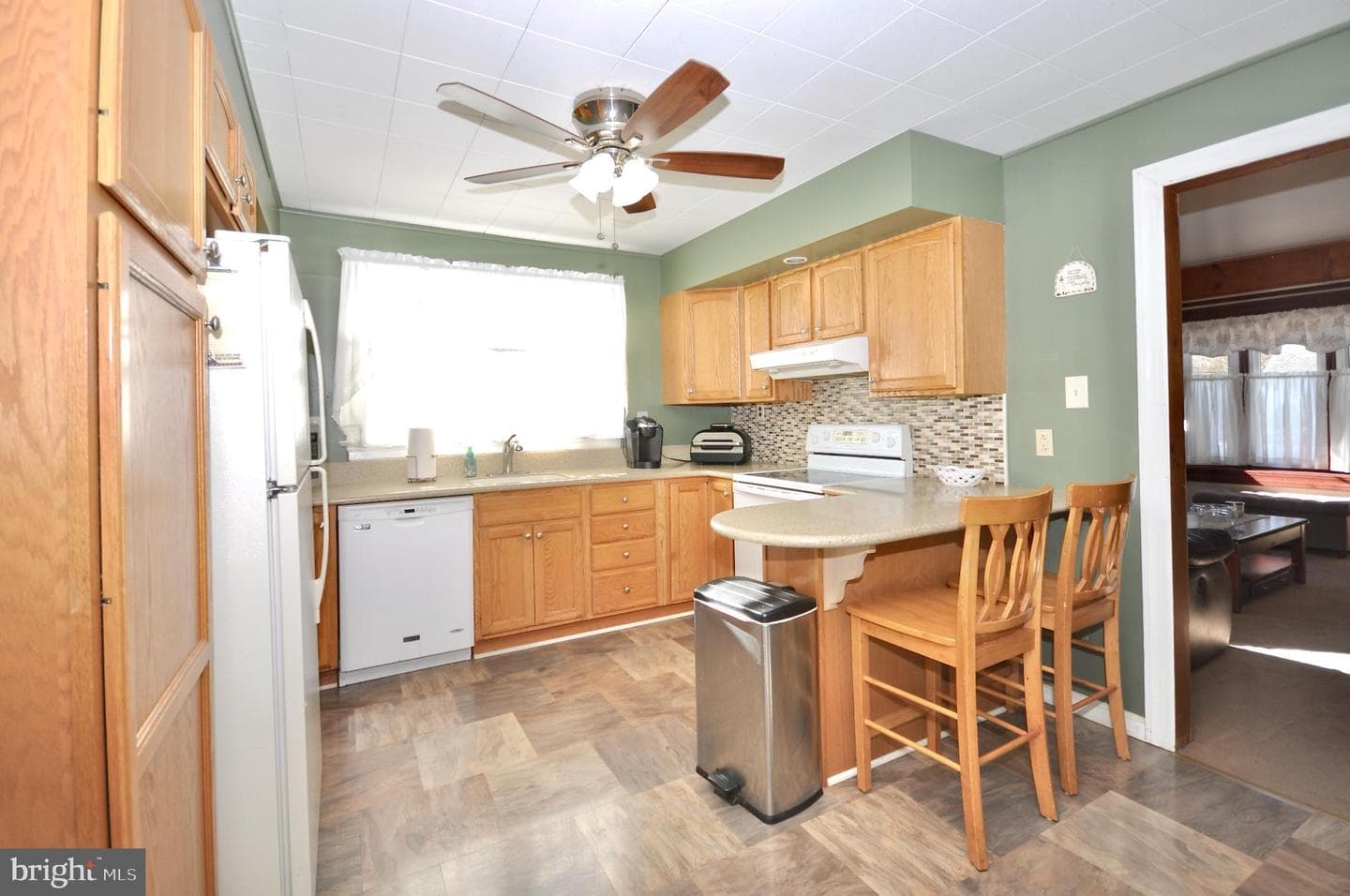 829 Harris Ave photo 9
