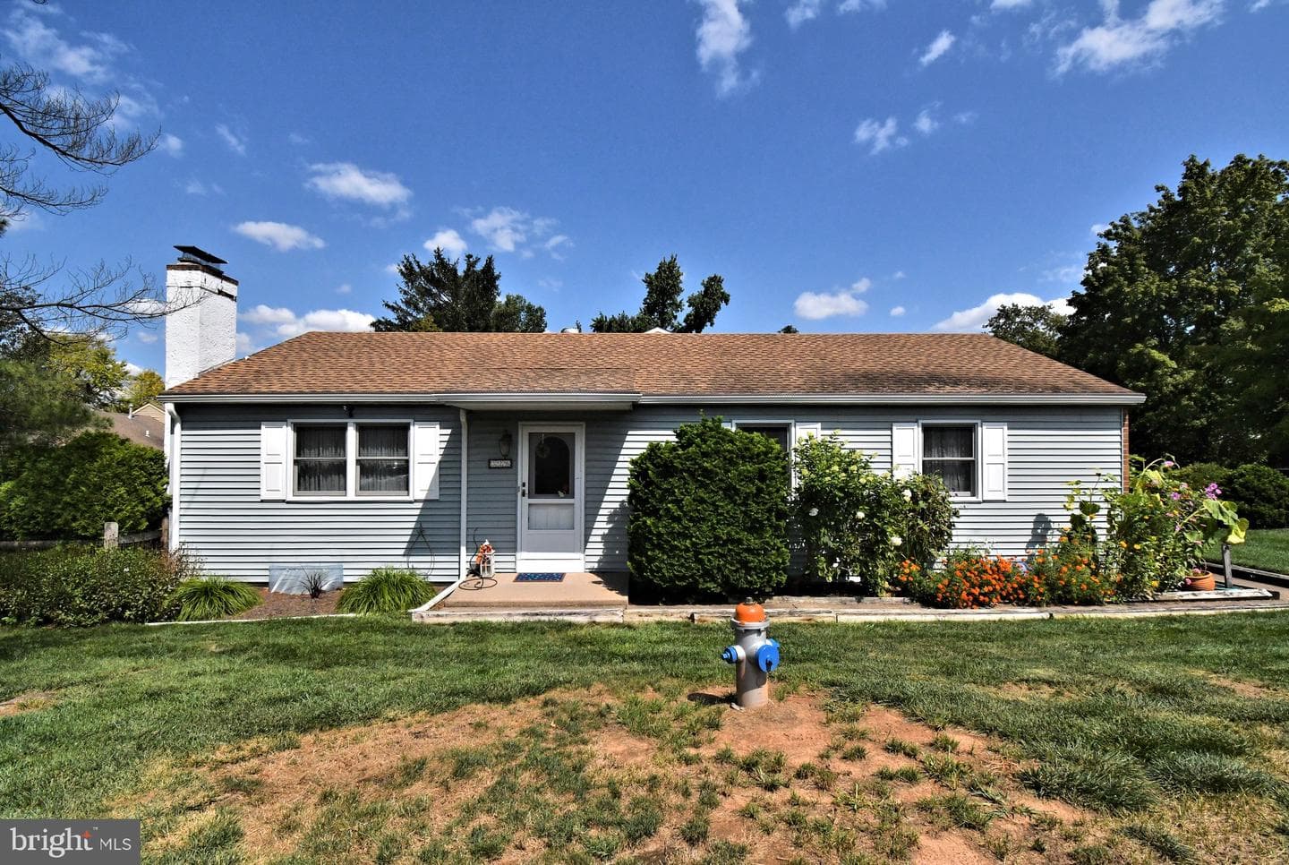 326 Rocky Court W #W photo 2