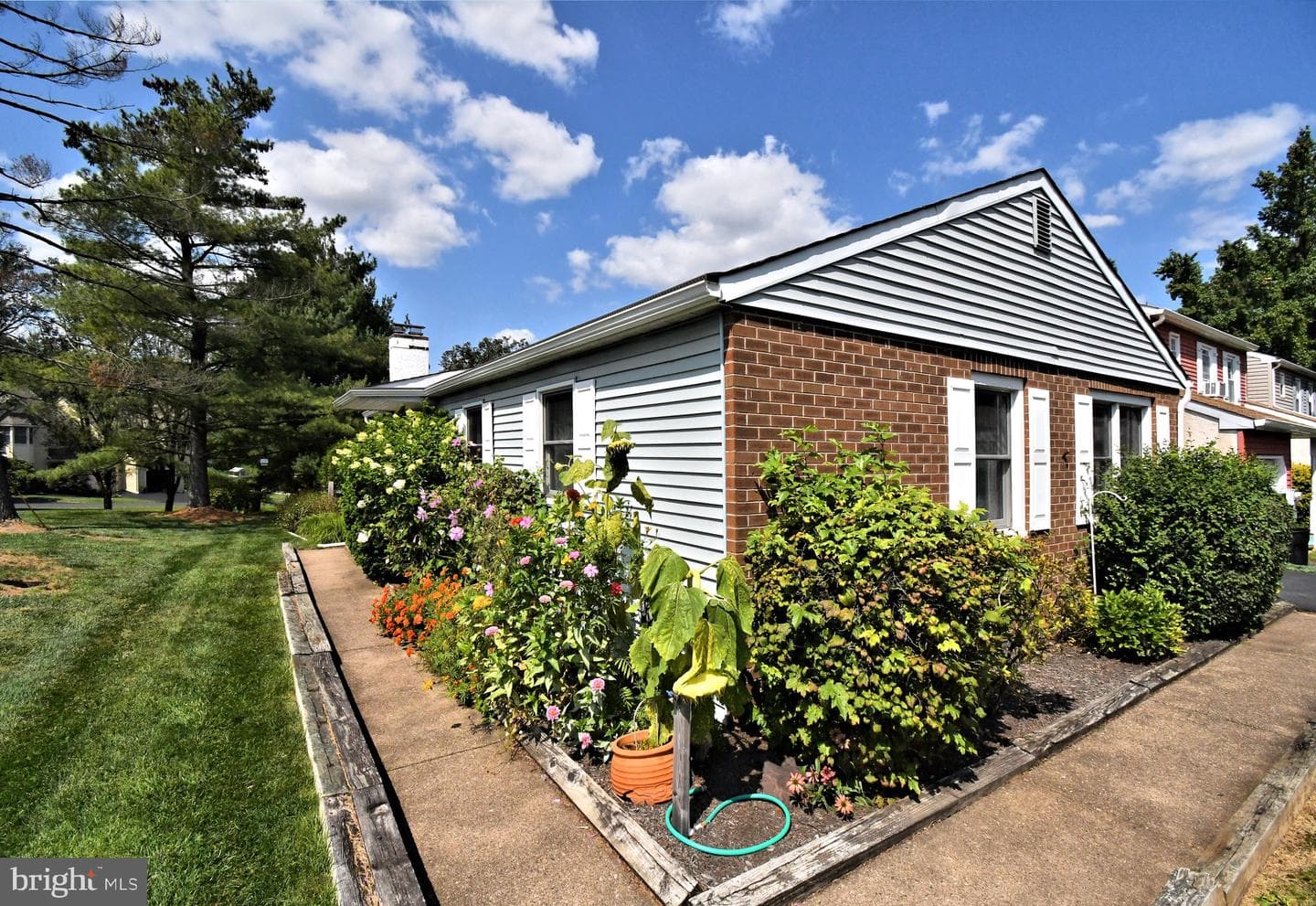 326 Rocky Court W #W photo 8