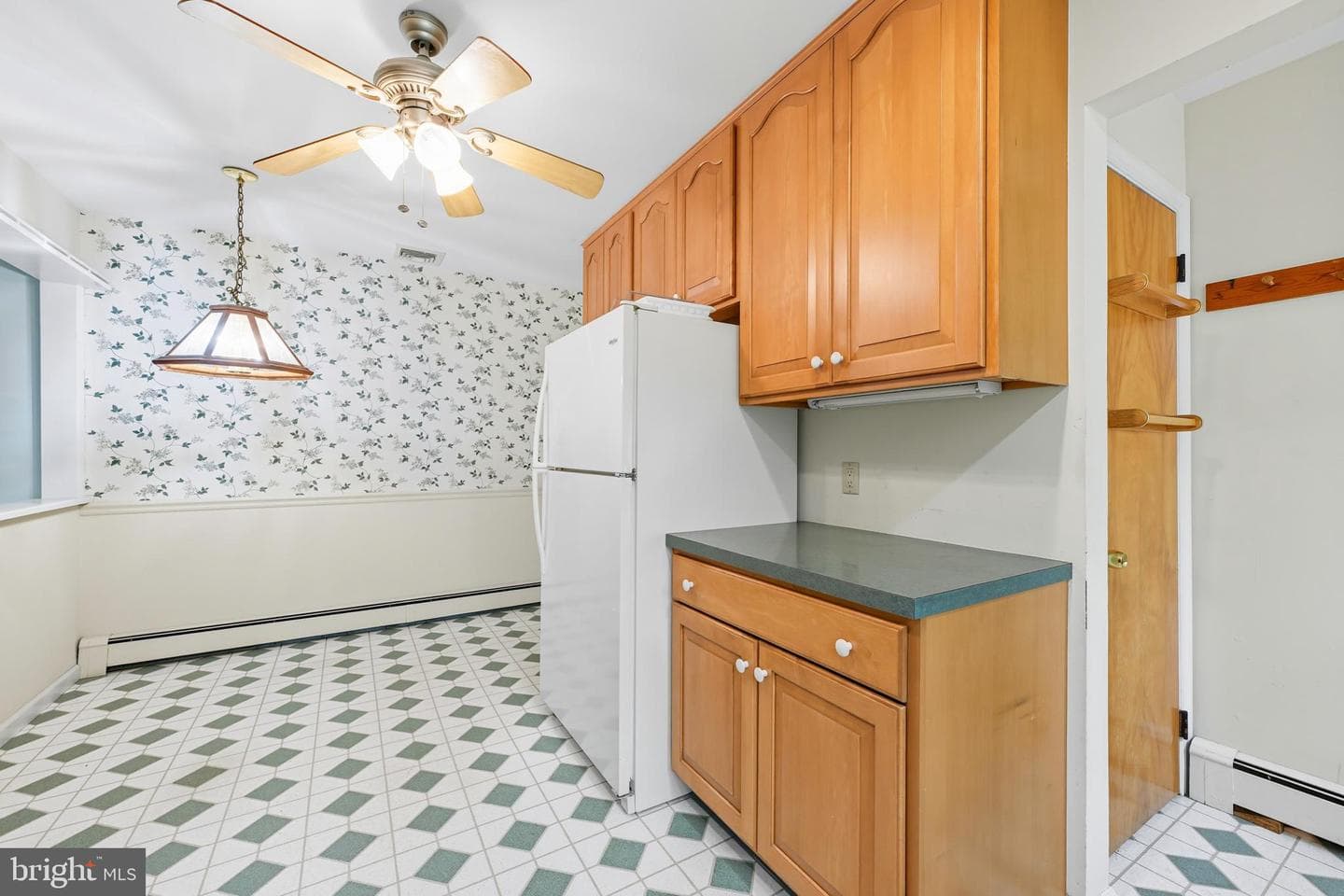 1114 General Hamilton Road photo 12